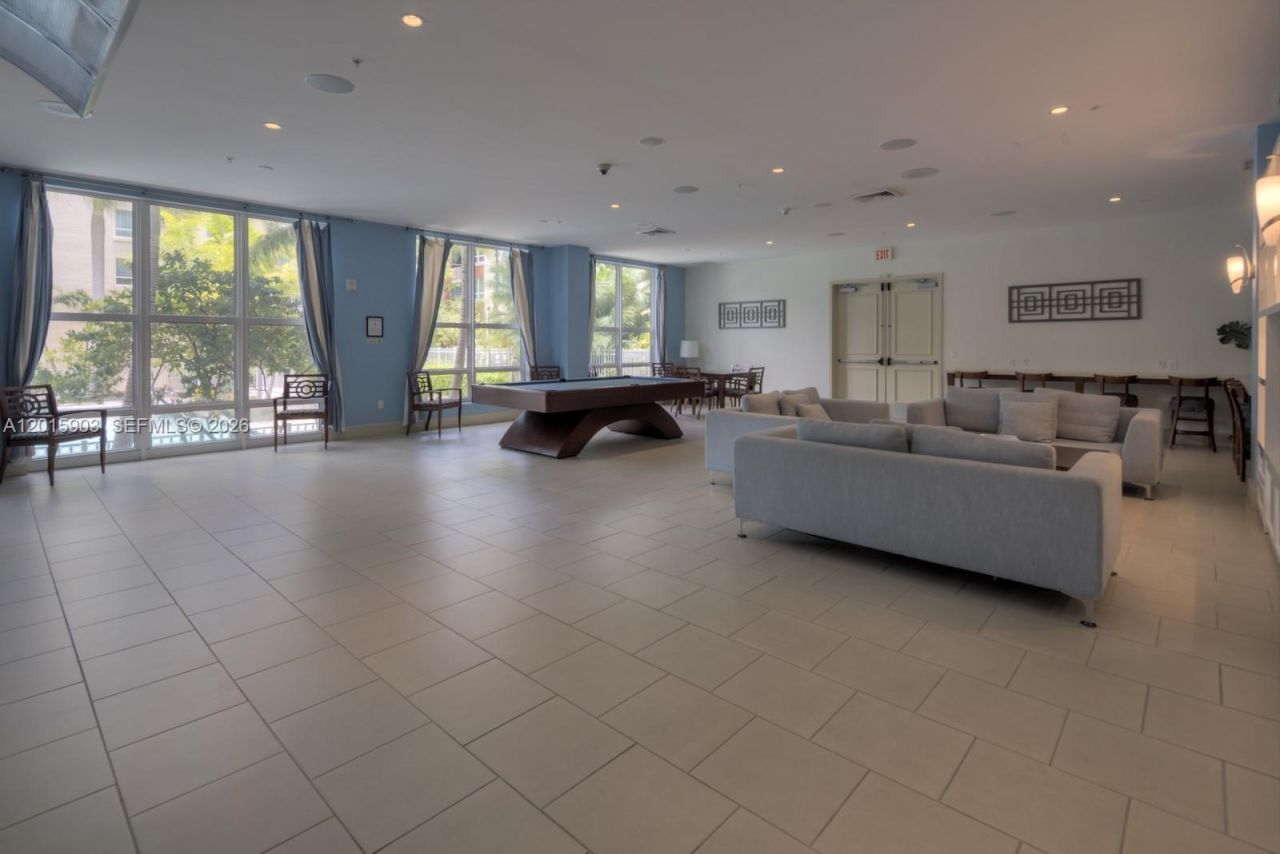 2000 N Bayshore Dr , Unit 1005, Miami, FL 33137 Photo