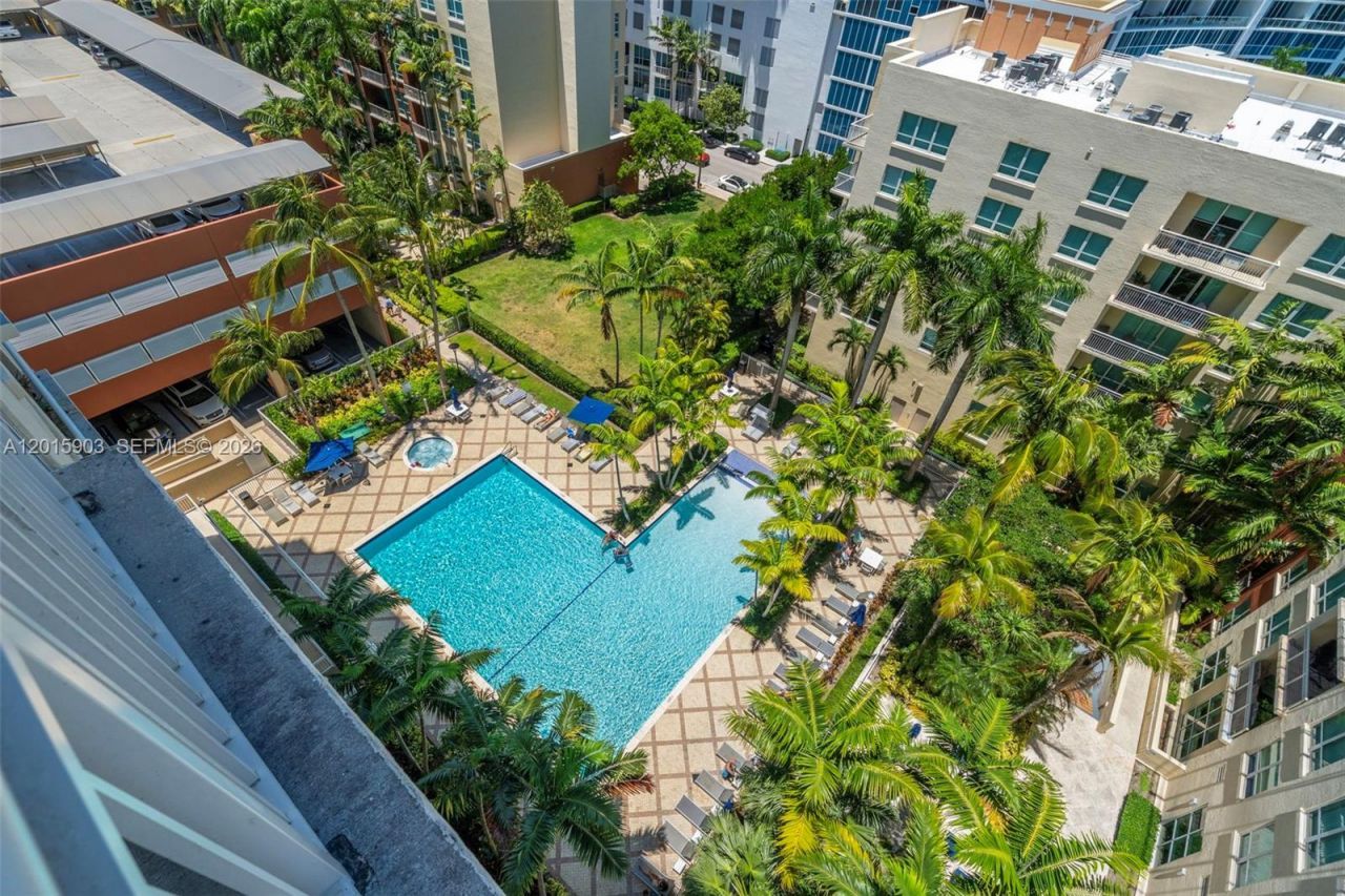 2000 N Bayshore Dr , Unit 1005, Miami, FL 33137 Photo