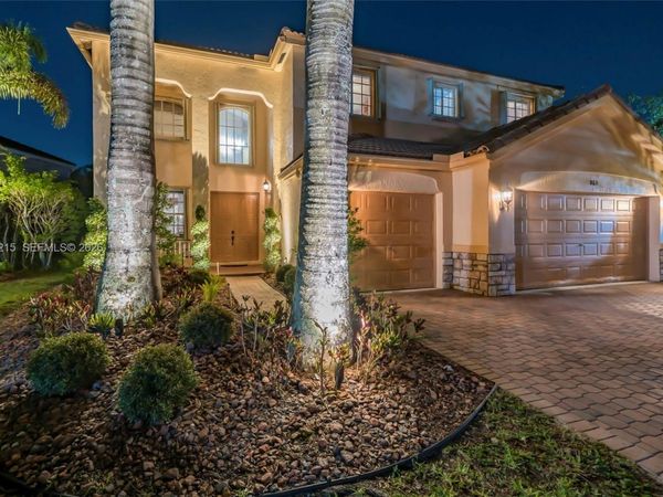 863 Vanda Ter , Weston, FL 33327