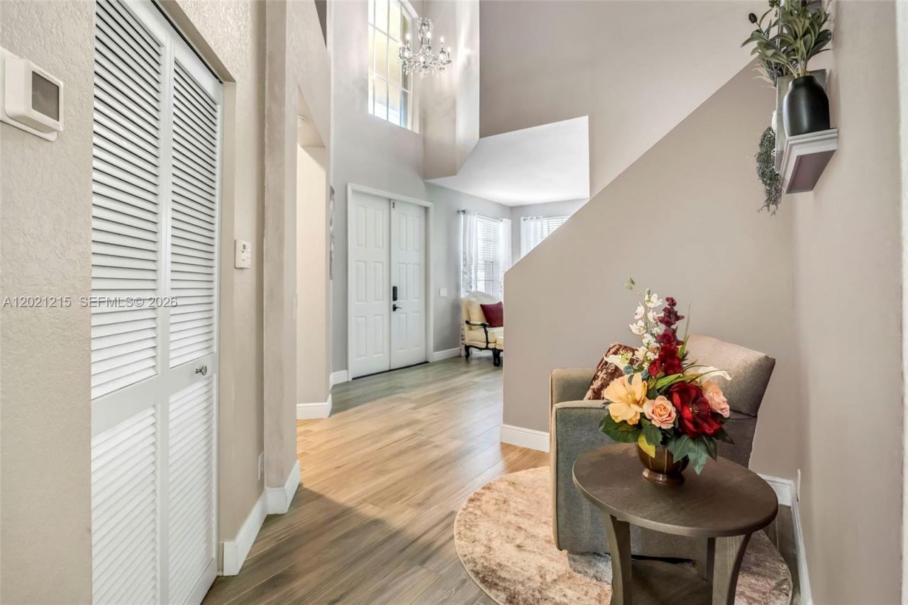 863 Vanda Ter , Weston, FL 33327 Photo