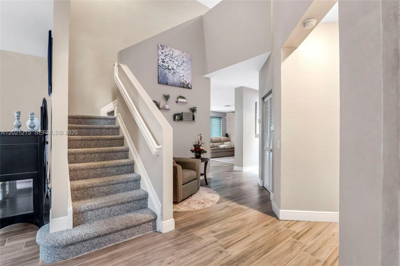 863 Vanda Ter , Weston, FL 33327 Photo