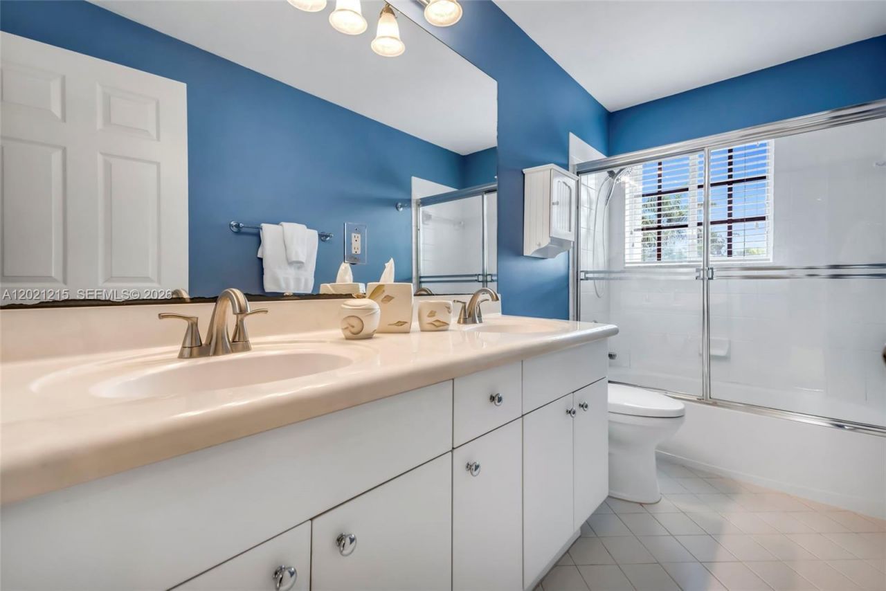 863 Vanda Ter , Weston, FL 33327 Photo