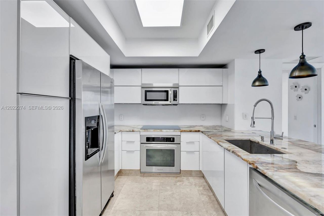 2641 N Flamingo Rd, Unit 603N, Sunrise, FL 33323 Photo