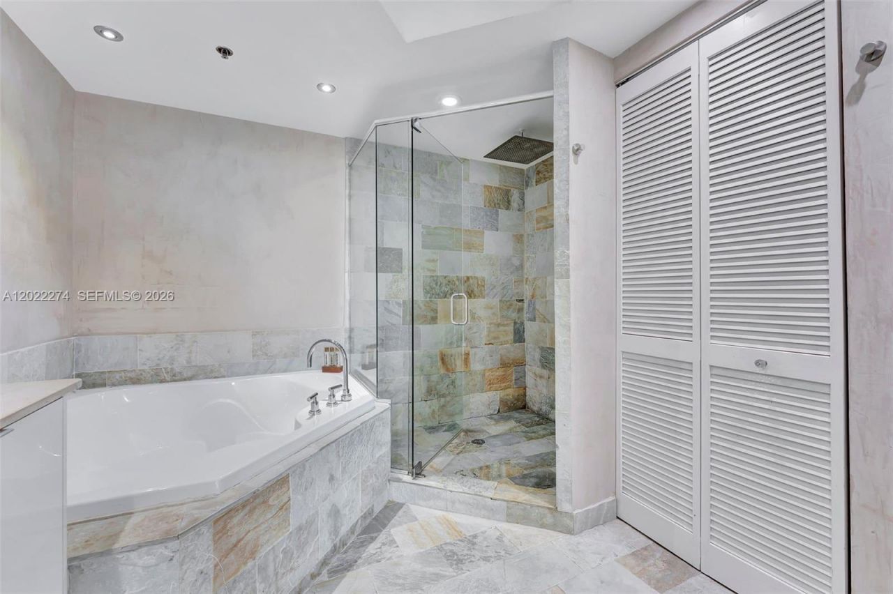 2641 N Flamingo Rd, Unit 603N, Sunrise, FL 33323 Photo