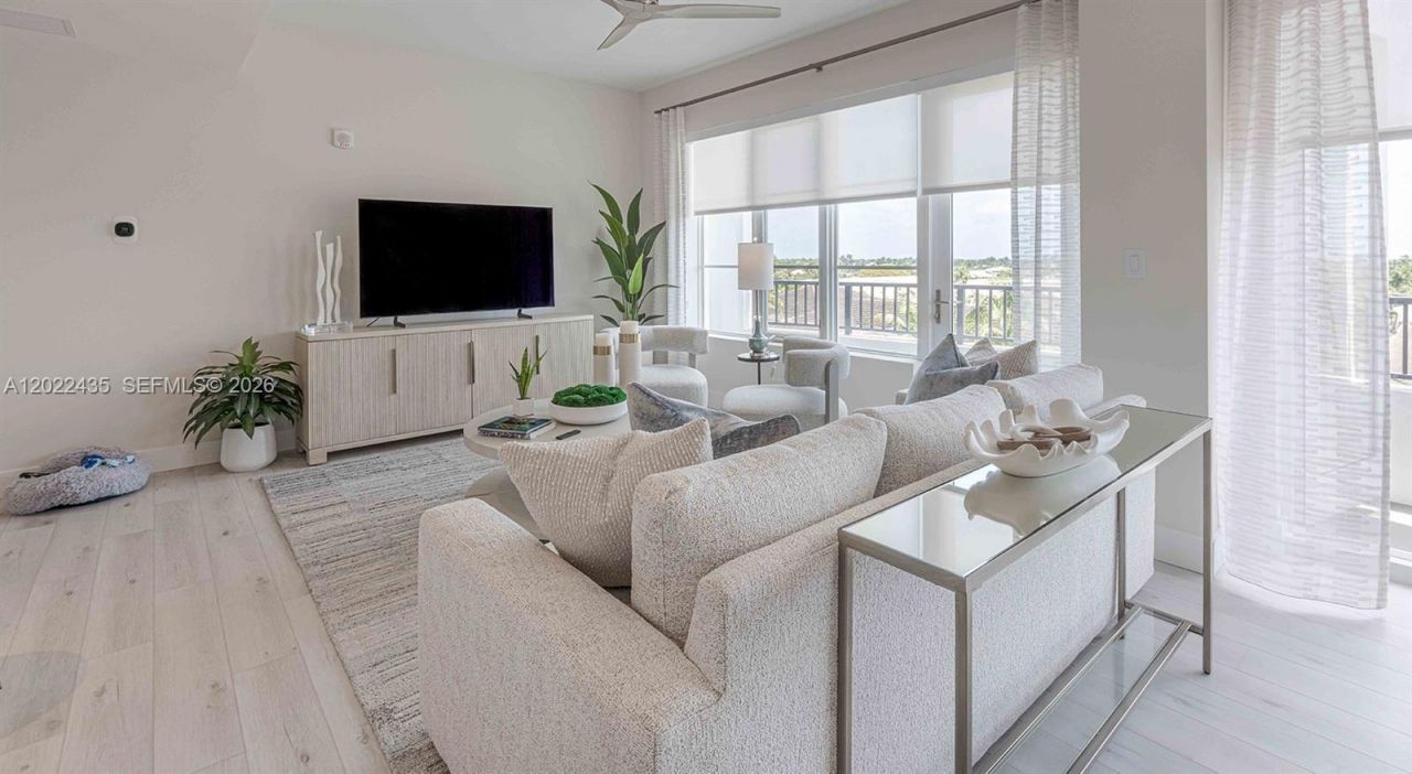 151 NE 5th Ave , Unit Vista, Delray Beach, FL 33483 Photo