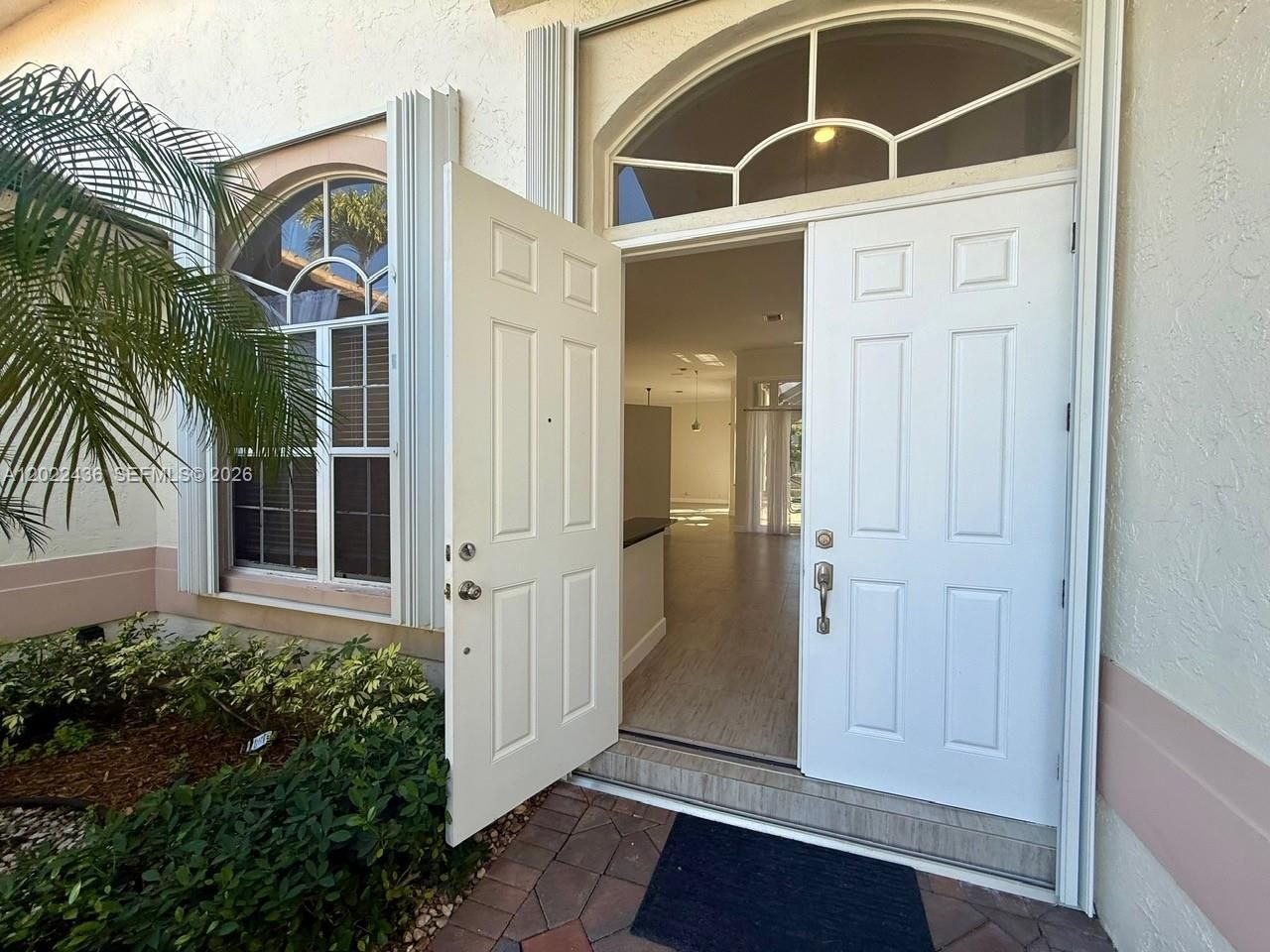 2644 Miller Ct , Weston, FL 33332 Photo