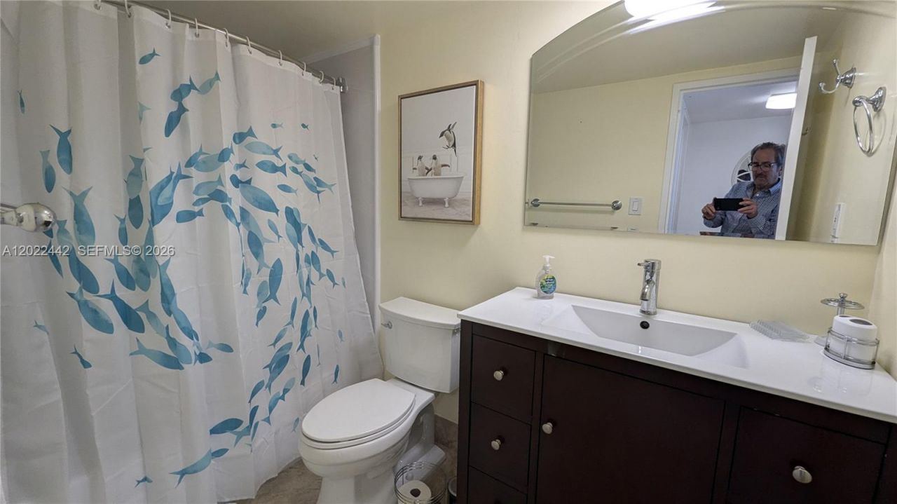 5161 Collins Ave , Unit 1217, Miami Beach, FL 33140 Photo