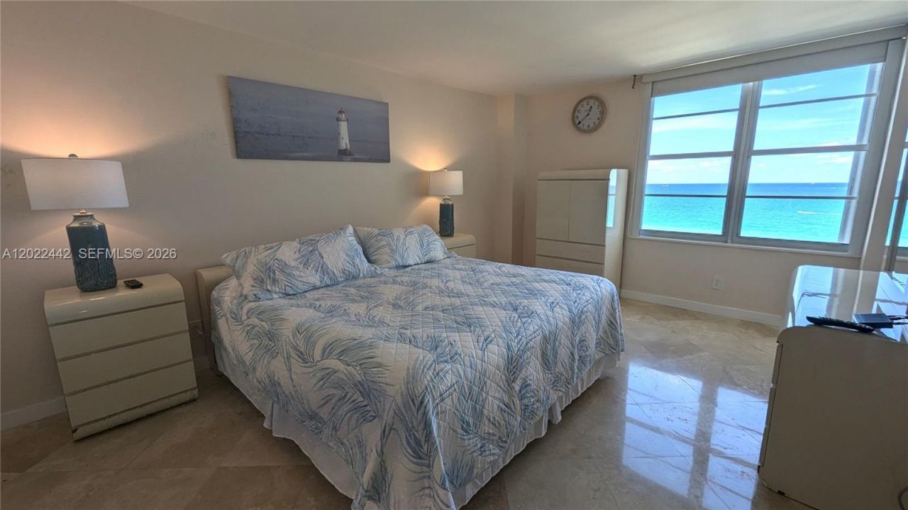 5161 Collins Ave , Unit 1217, Miami Beach, FL 33140 Photo