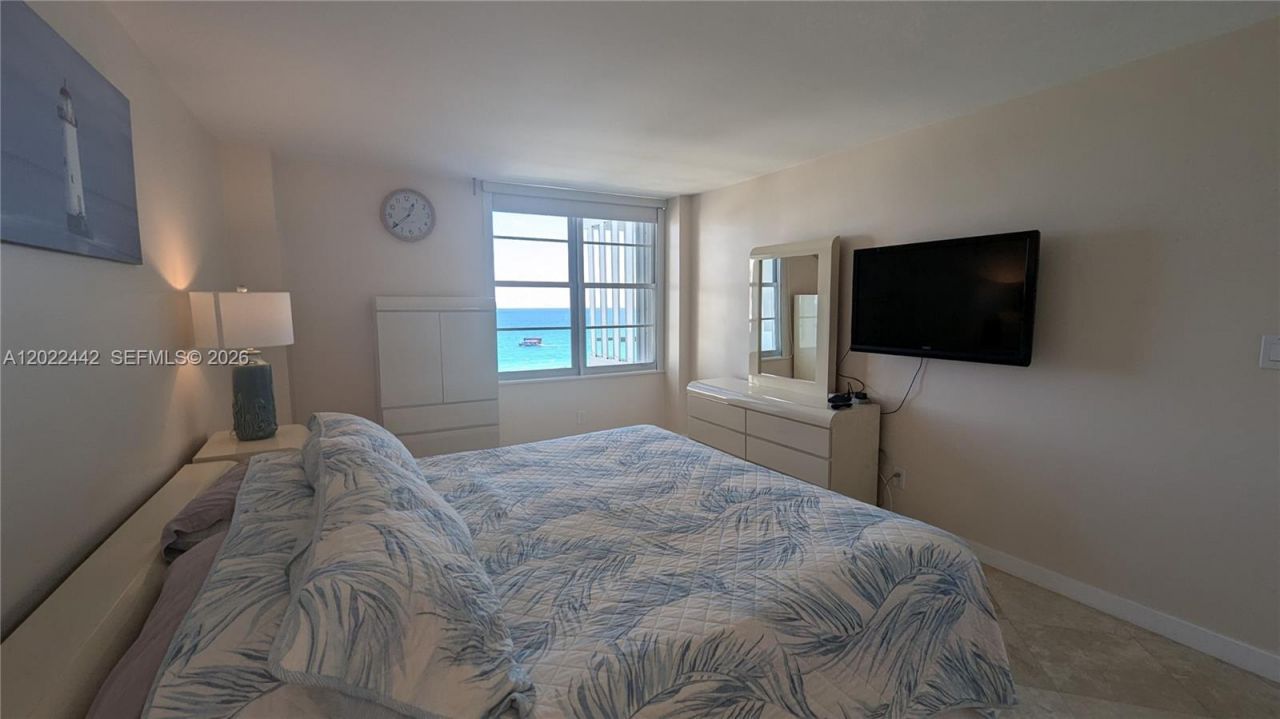 5161 Collins Ave , Unit 1217, Miami Beach, FL 33140 Photo