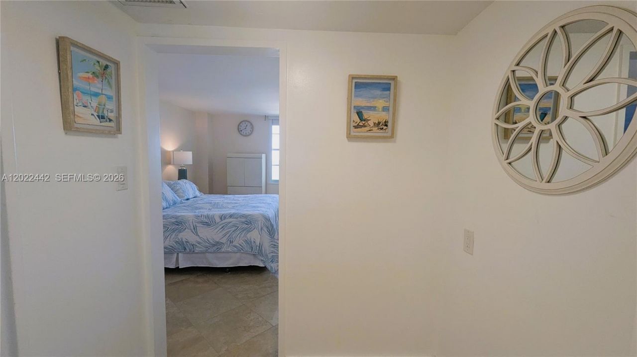 5161 Collins Ave , Unit 1217, Miami Beach, FL 33140 Photo