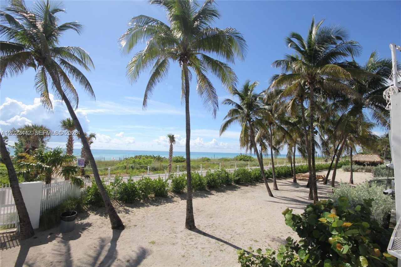 5161 Collins Ave , Unit 1217, Miami Beach, FL 33140 Photo