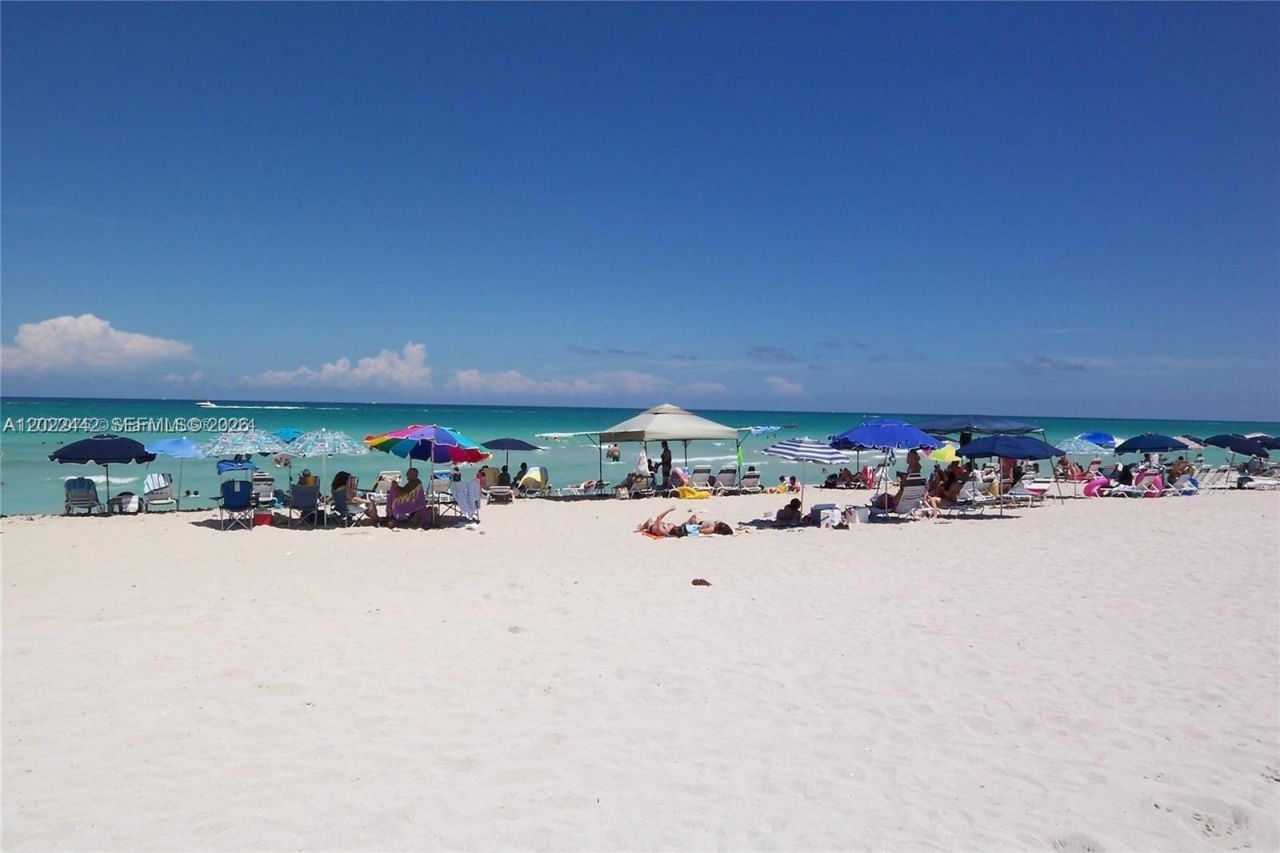 5161 Collins Ave , Unit 1217, Miami Beach, FL 33140 Photo