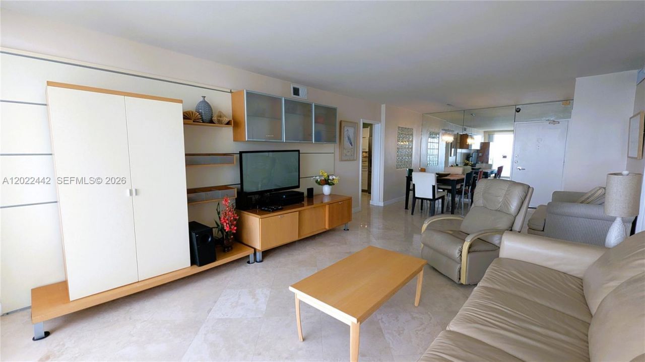 5161 Collins Ave , Unit 1217, Miami Beach, FL 33140 Photo