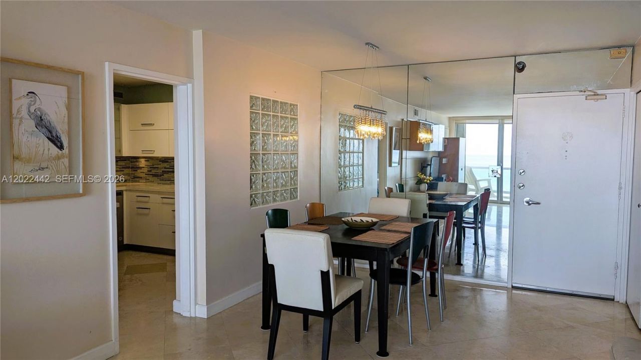 5161 Collins Ave , Unit 1217, Miami Beach, FL 33140 Photo