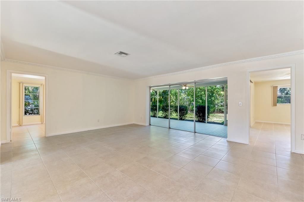 5661 Eichen Cir E, Fort Myers, FL 33919 Photo