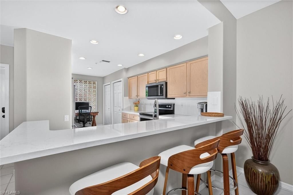 9190 Southmont Cv, Unit 202, Fort Myers, FL 33908 Photo
