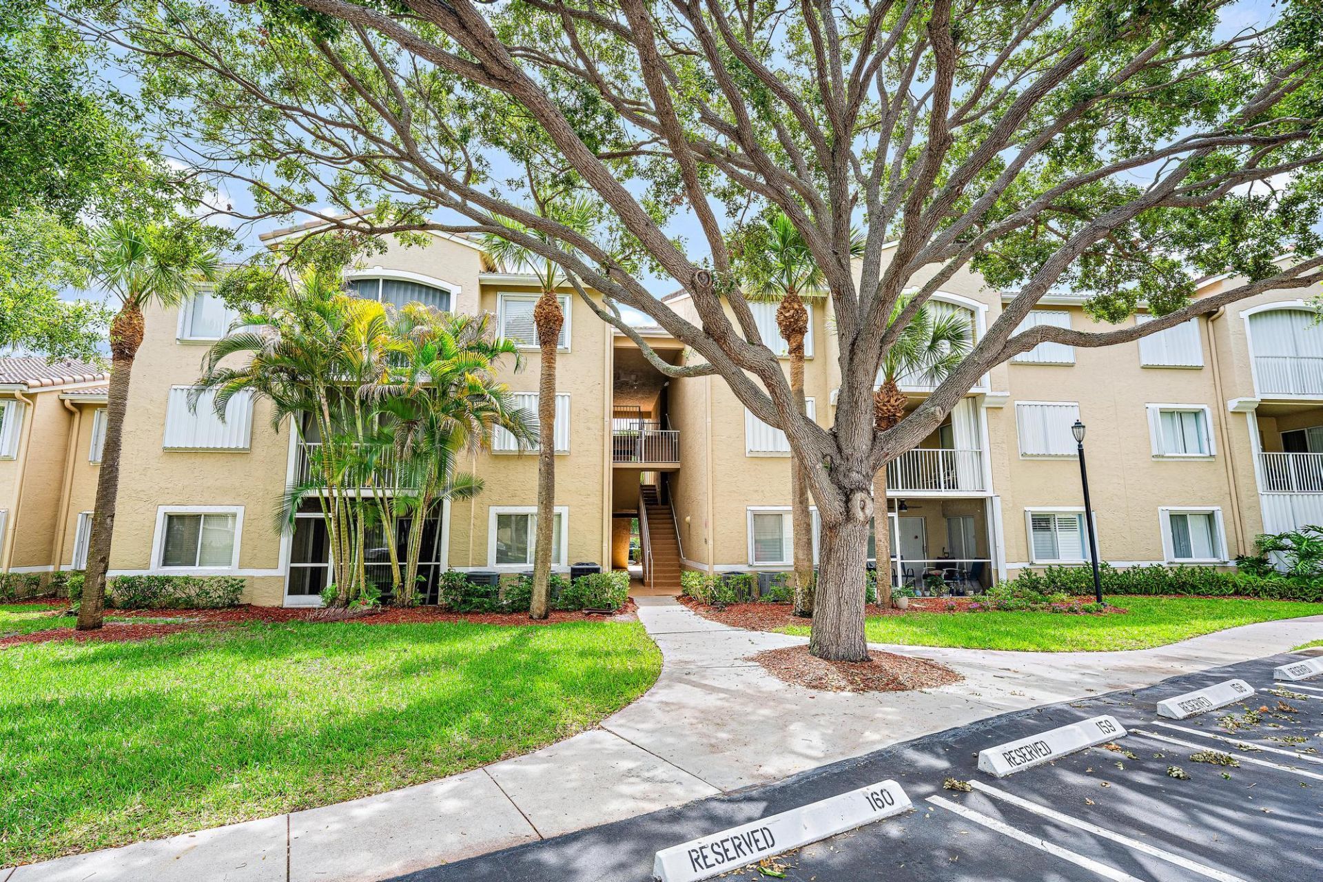 242 Village Boulevard, Unit 2109, Tequesta, FL 33469 Photo