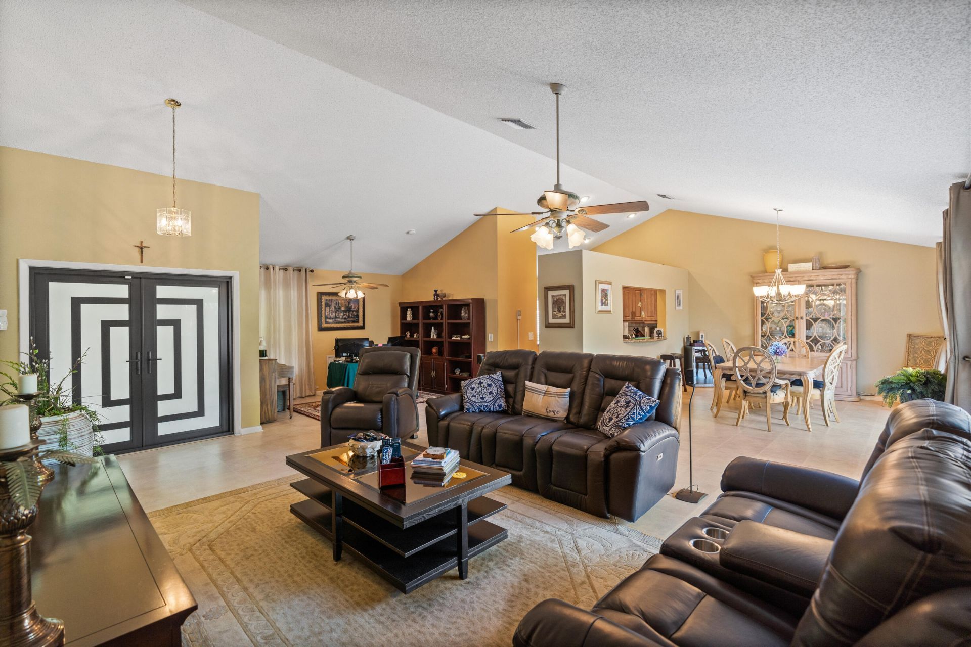 16321 NW 11th Street, Pembroke Pines, FL 33028 Photo