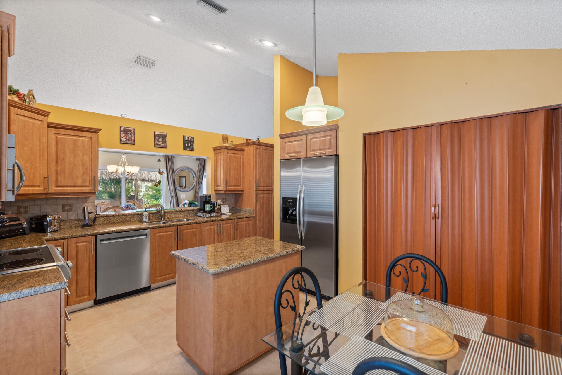 16321 NW 11th Street, Pembroke Pines, FL 33028 Photo