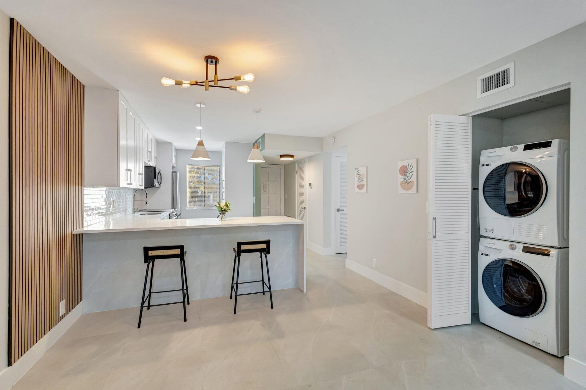 4090 Tivoli Court, Unit 208, Lake Worth, FL 33467 Photo
