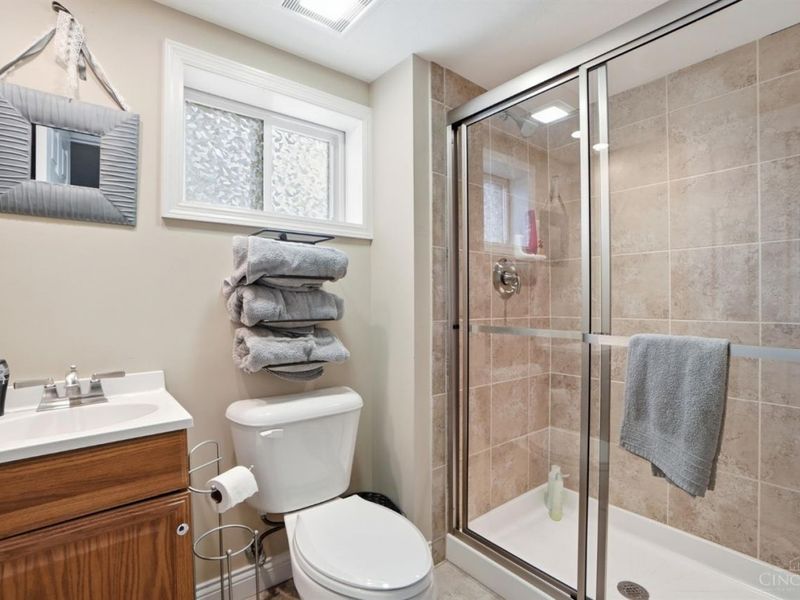 3783 Aylesboro Avenue, Cincinnati, OH 45208 Photo 39