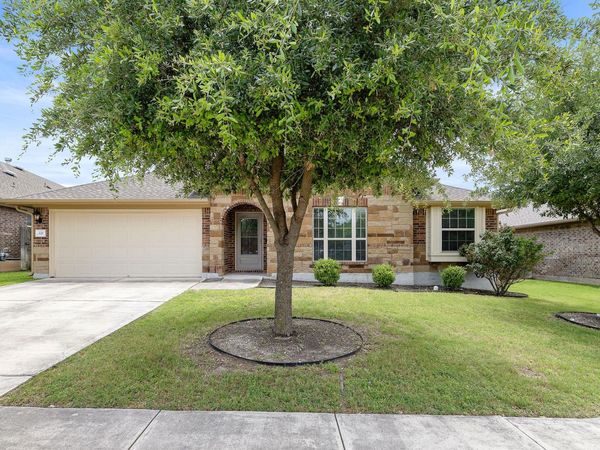 221 Loch Lomond ST, Hutto, TX 78634