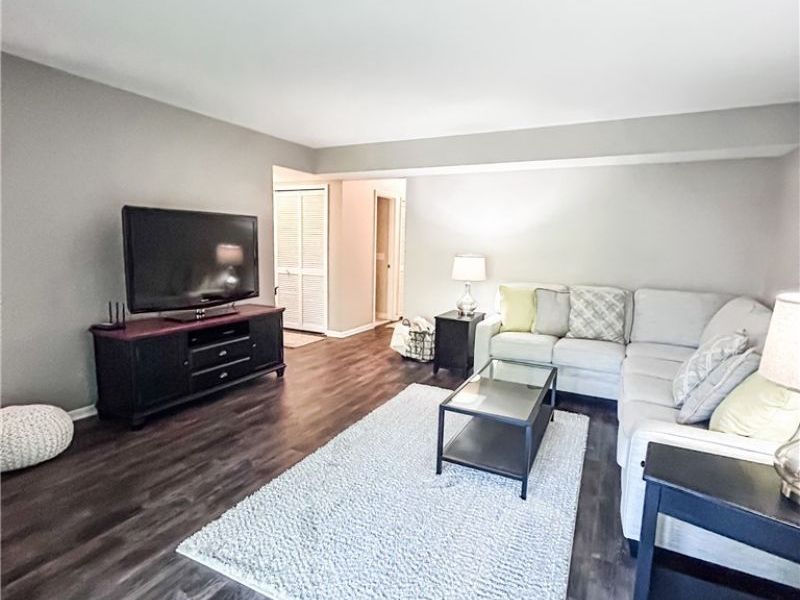 6310 Greenwood, Unit 105, Northfield, OH 44067 Photo 6