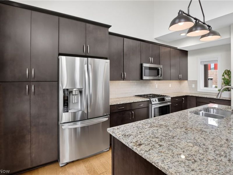 1363 Slate Court, Cleveland Heights, OH 44118 Photo 9