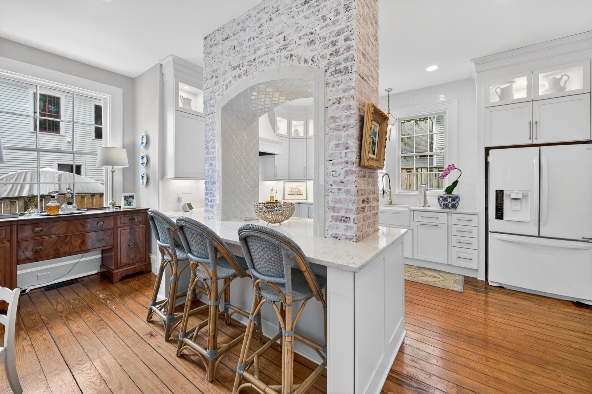 127 Broad St.  Photo 9