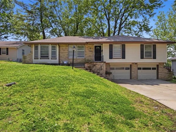 11401 E 61st Terrace, Raytown, MO 64133