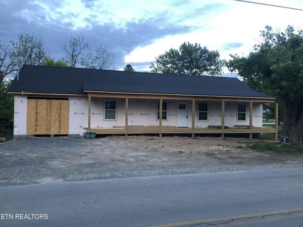 116 Bristol Rd, Harrogate, TN 37752