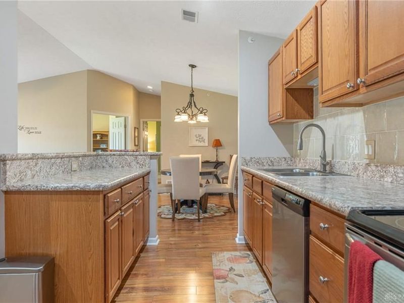 1756 Waterstone Boulevard, Unit 208, Washington Township, OH 45342 Photo 12