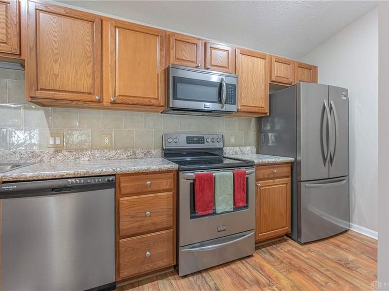 1756 Waterstone Boulevard, Unit 208, Washington Township, OH 45342 Photo 13