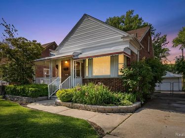 27548 W Chicago Street, Livonia, MI 48150