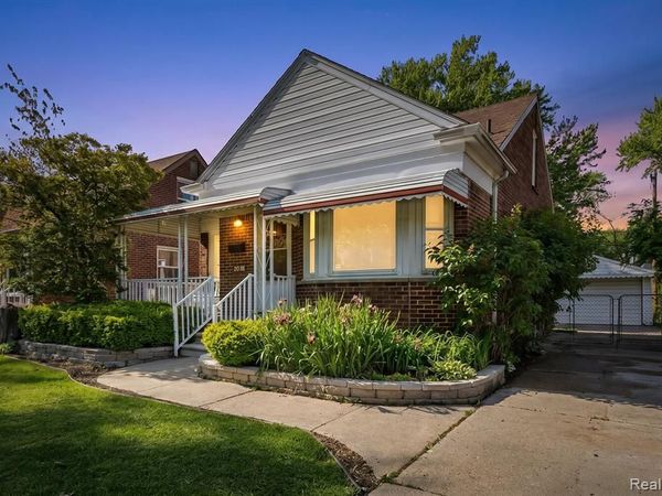 27548 W Chicago Street , Livonia, MI 48150