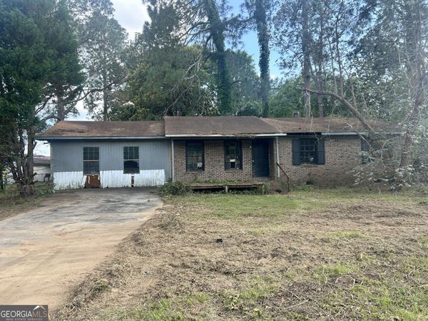 102 Brown Drive, Warner Robins, GA 31093