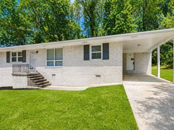 6044 Hillandale Drive SW, Atlanta, GA 30349