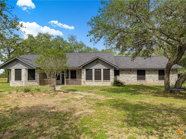 296 Cinco Oaks , Victoria, TX 77905