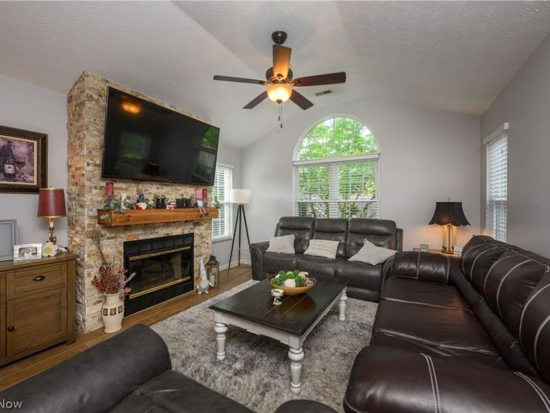 3646 Barrington Place NW, Canton, OH 44708 Photo 8