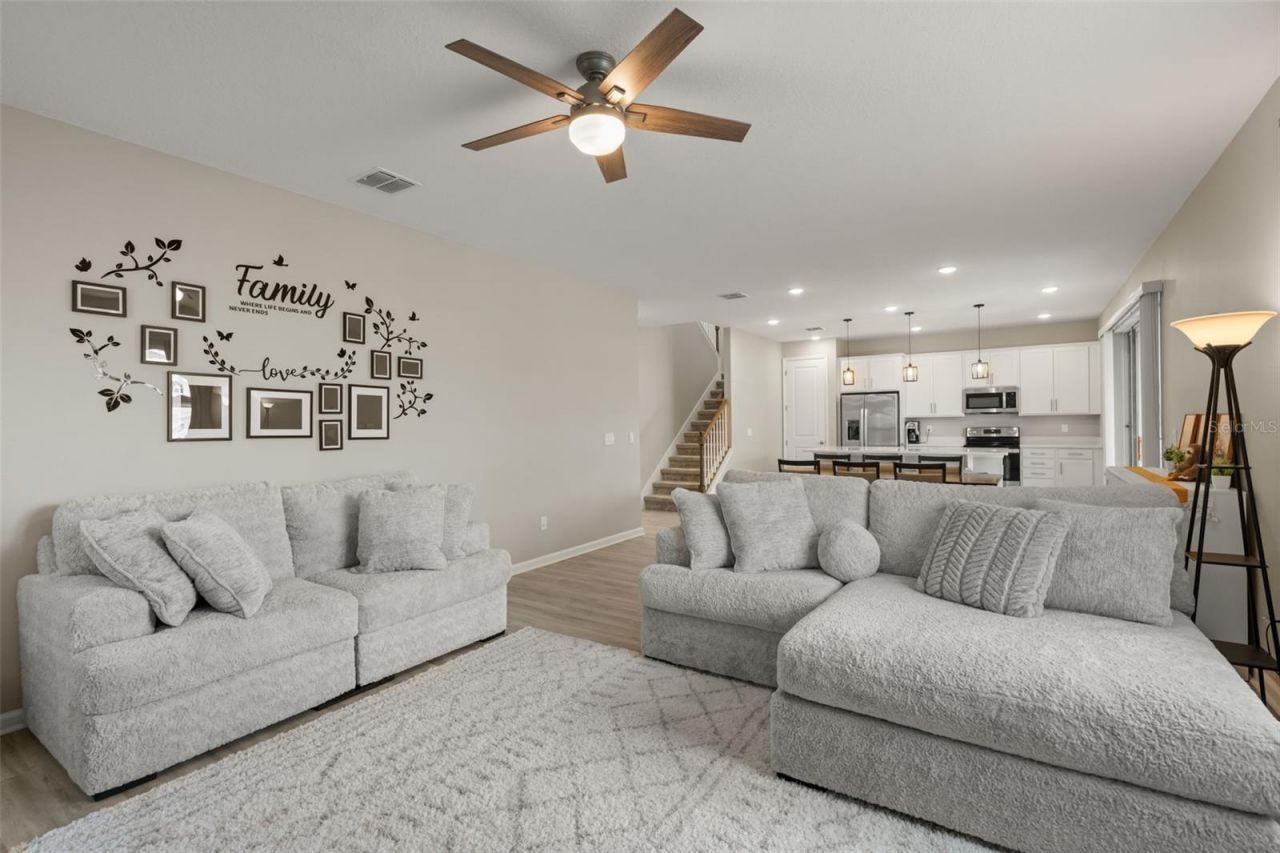 1542 Sugarbelle Circle , Mascotte, FL 34753 Photo