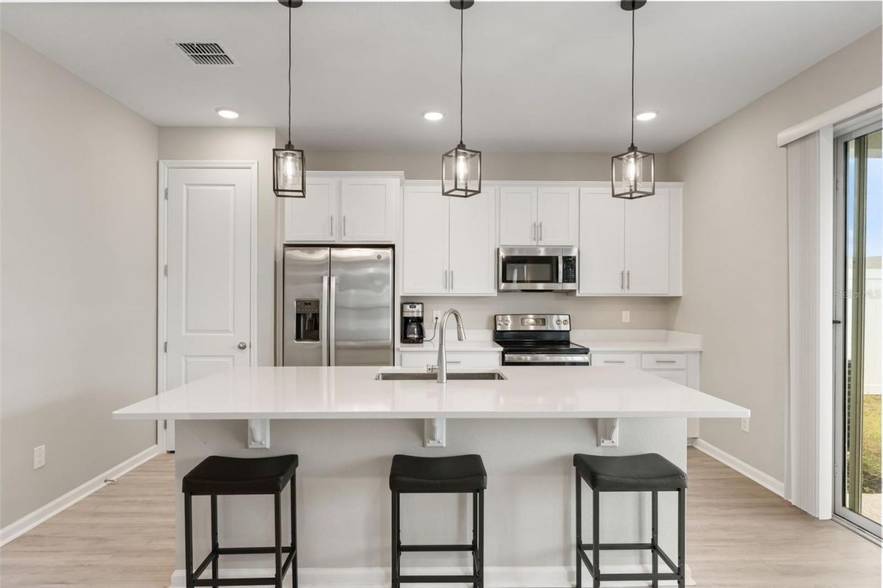 1542 Sugarbelle Circle , Mascotte, FL 34753 Photo
