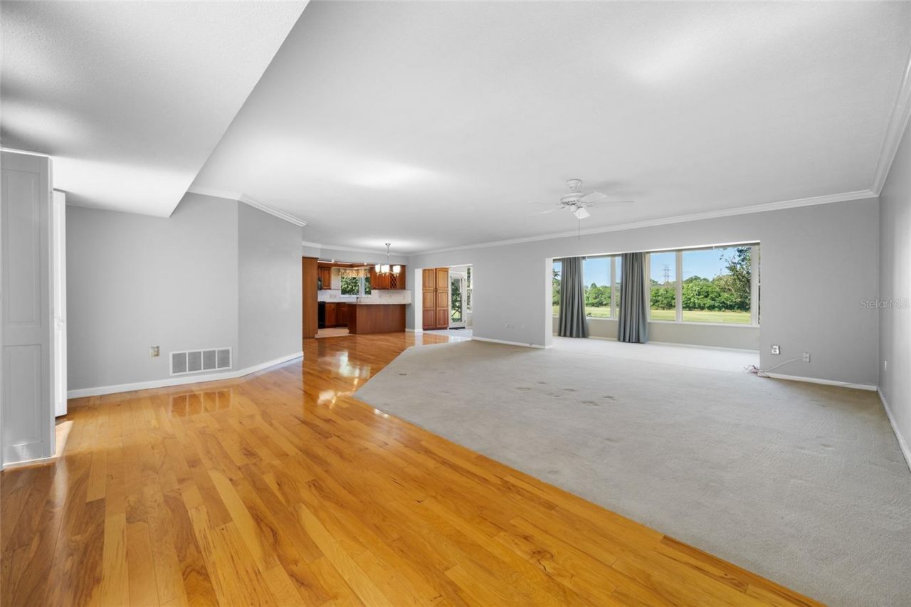 11 Country Club Drive , Unit 11, Largo, FL 33771 Photo