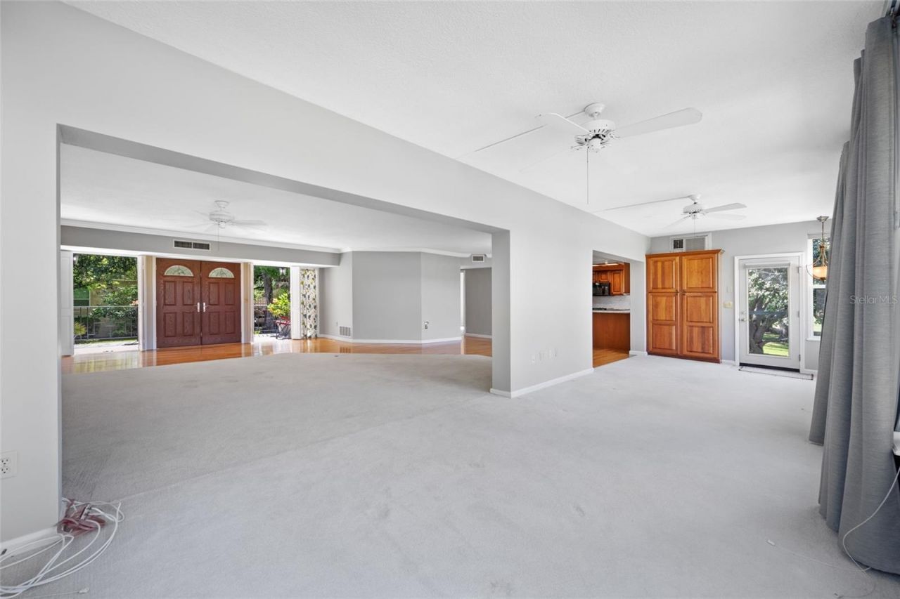 11 Country Club Drive , Unit 11, Largo, FL 33771 Photo