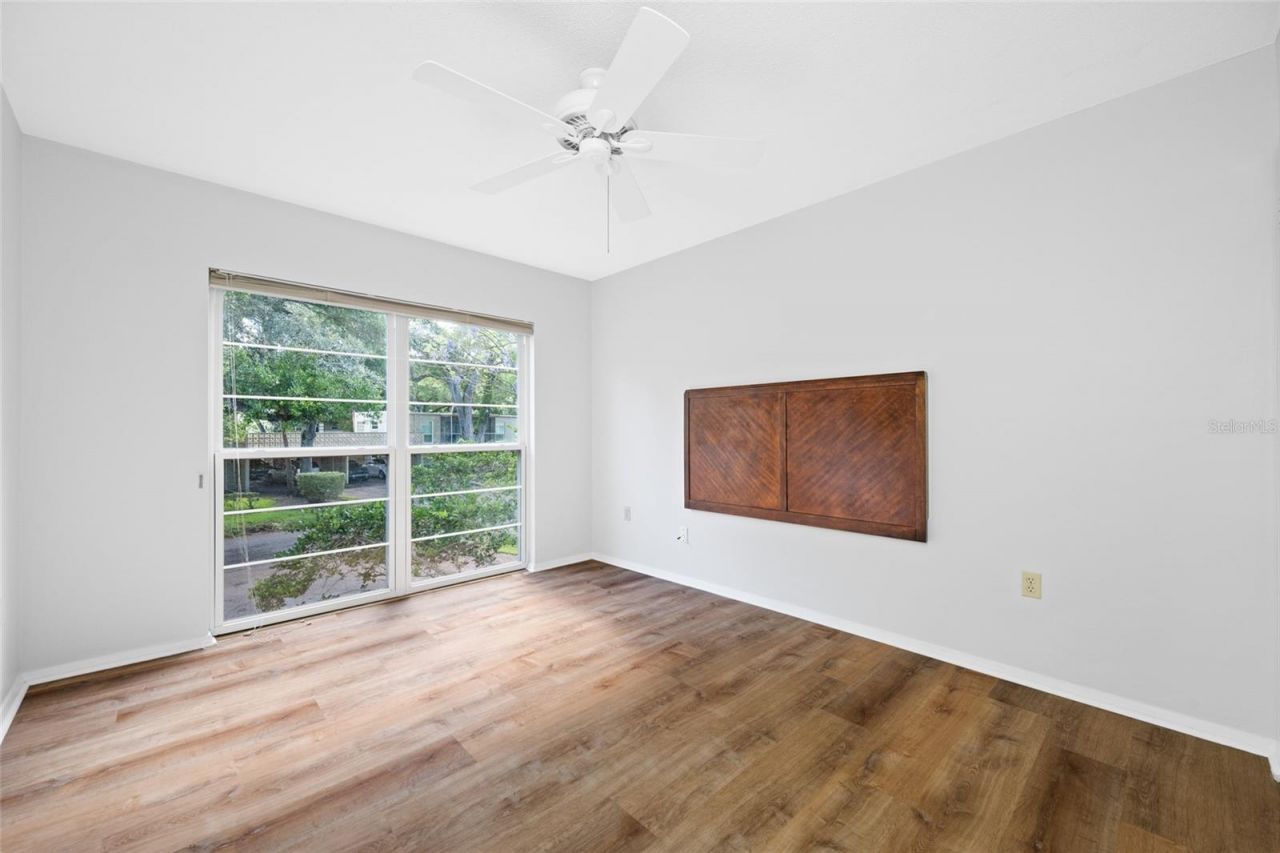 11 Country Club Drive , Unit 11, Largo, FL 33771 Photo