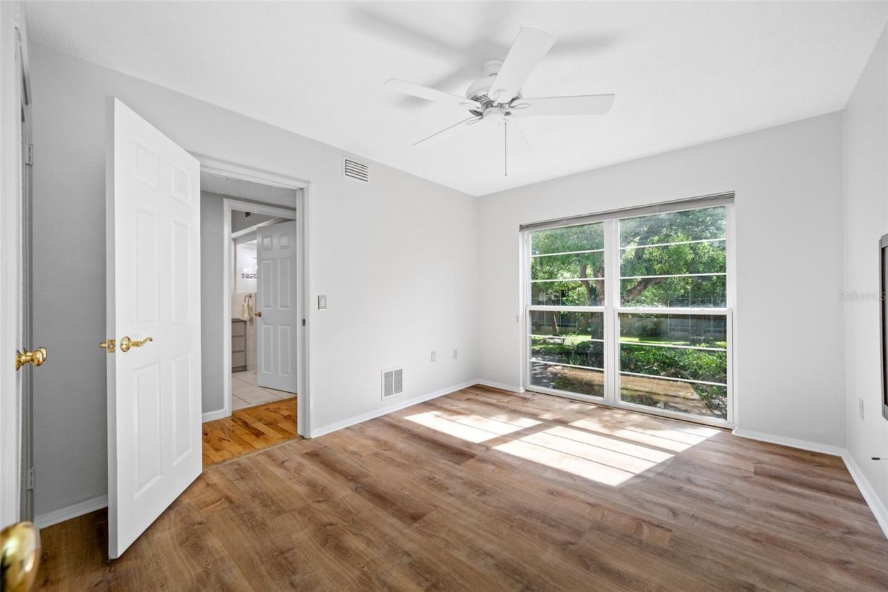 11 Country Club Drive , Unit 11, Largo, FL 33771 Photo
