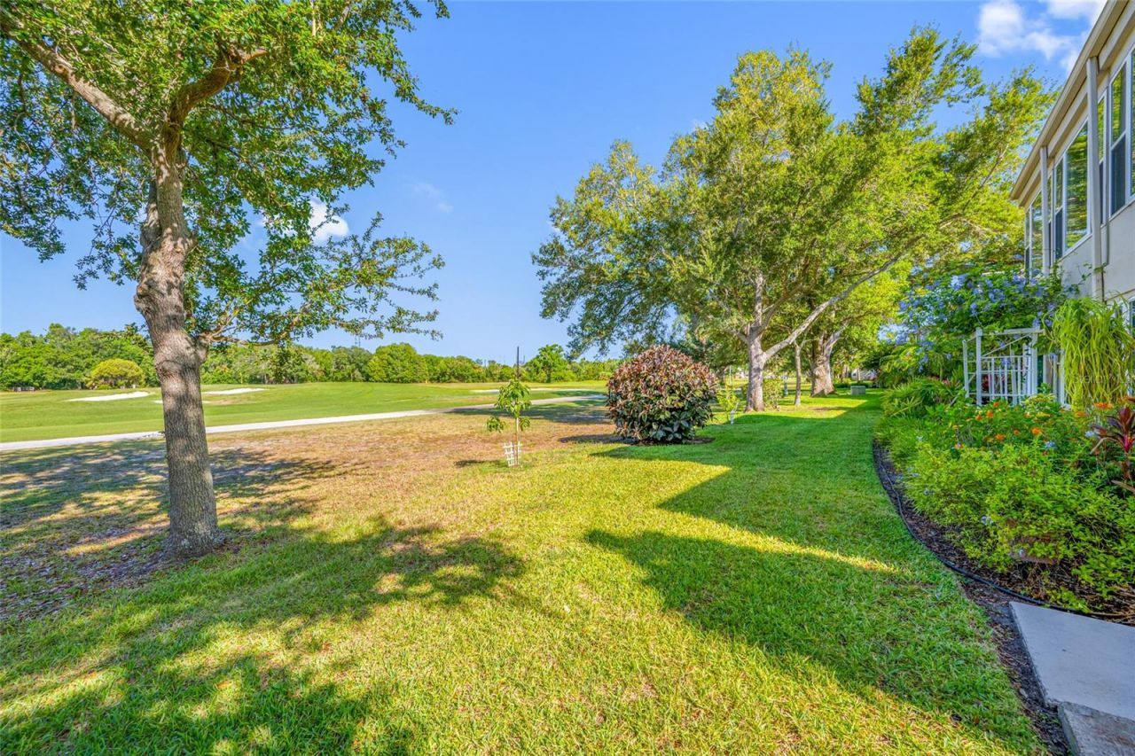 11 Country Club Drive , Unit 11, Largo, FL 33771 Photo