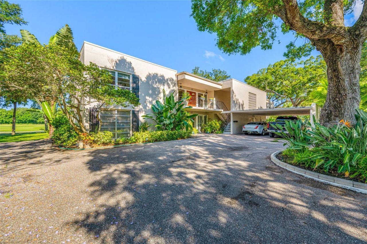 11 Country Club Drive , Unit 11, Largo, FL 33771 Photo
