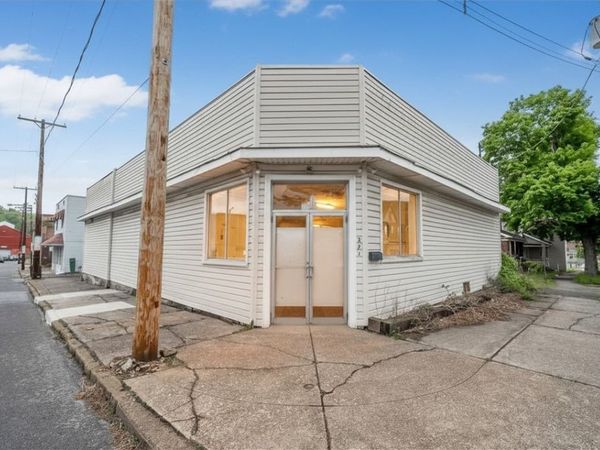 569-571 Coleman Ave, Johnstown, PA 15902