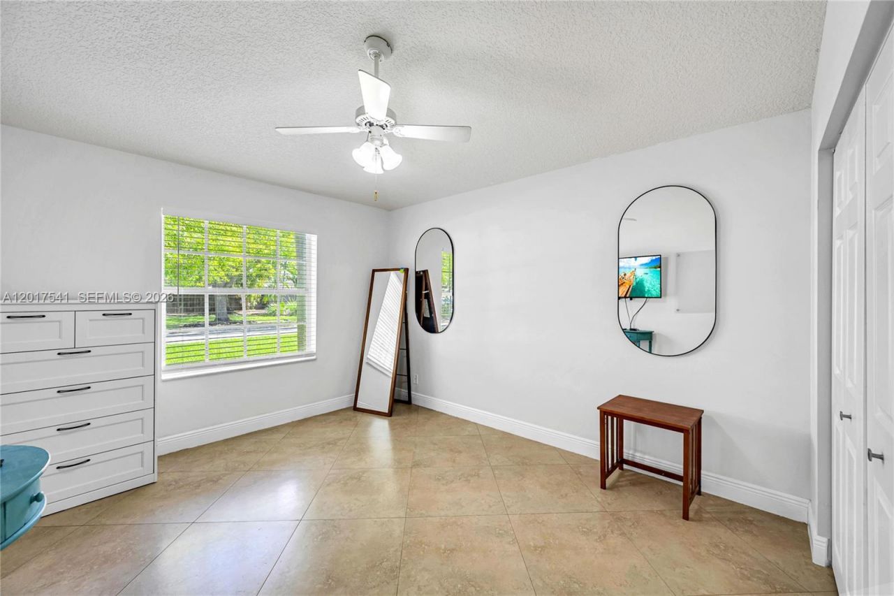 7944 SW 187 St , Cutler Bay, FL 33157 Photo