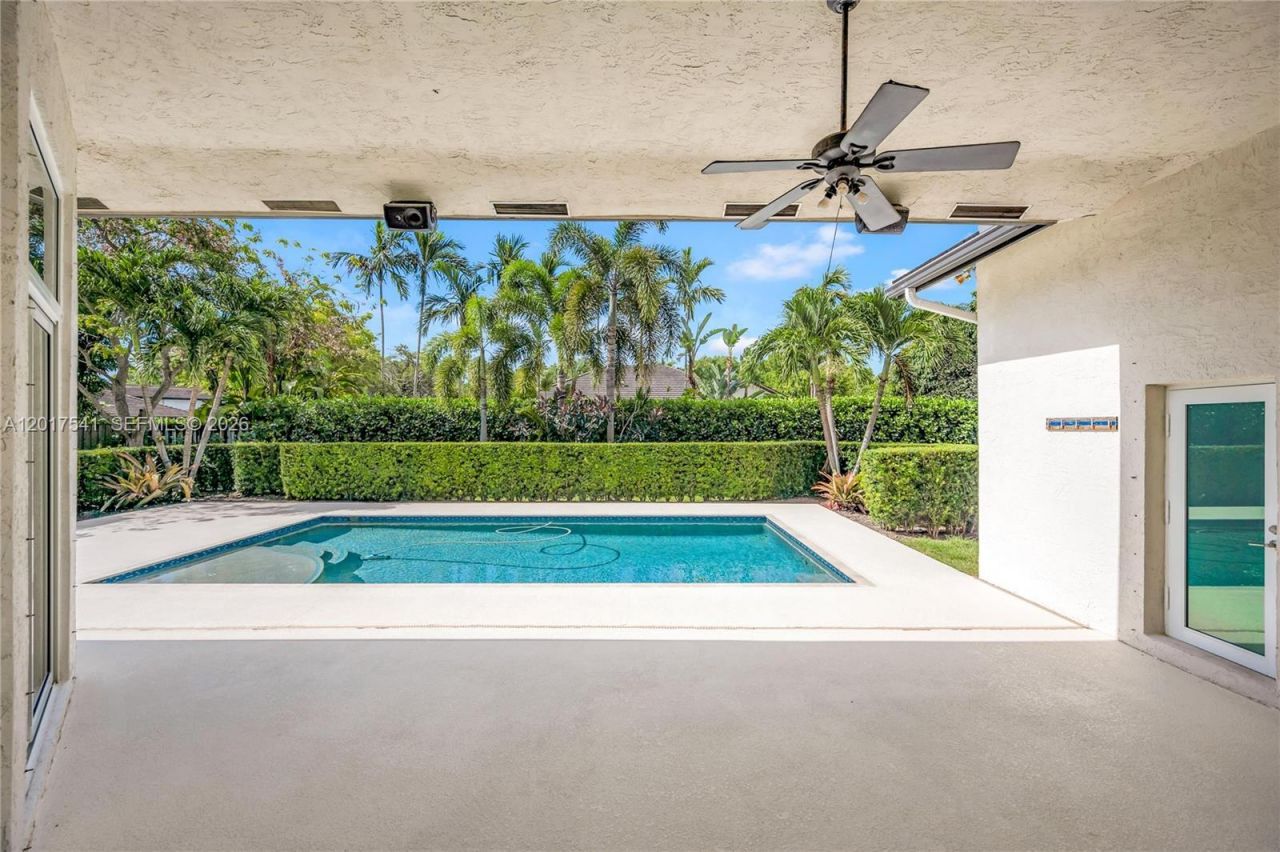 7944 SW 187 St , Cutler Bay, FL 33157 Photo